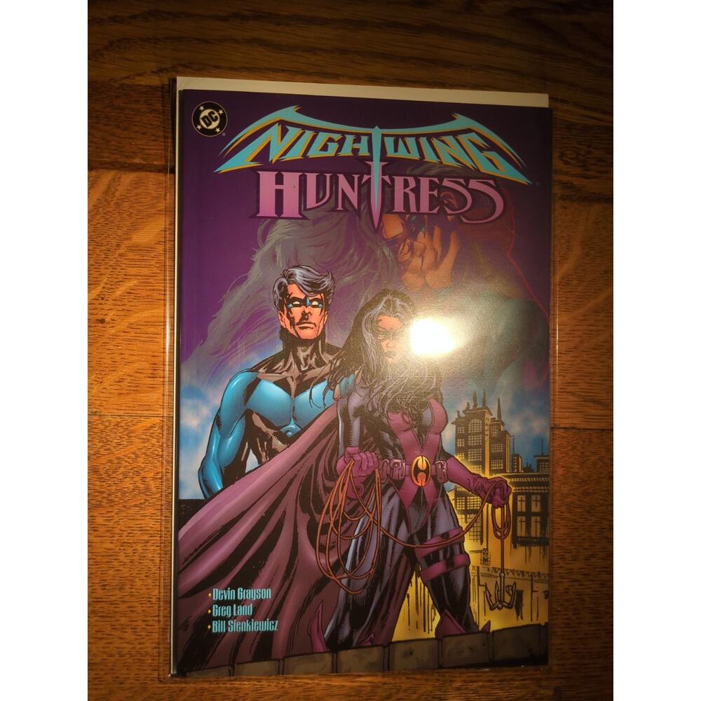 Nightwing / Huntress DC TPB 2003 1st Print RARE Devin Grayson & Greg Land Batman